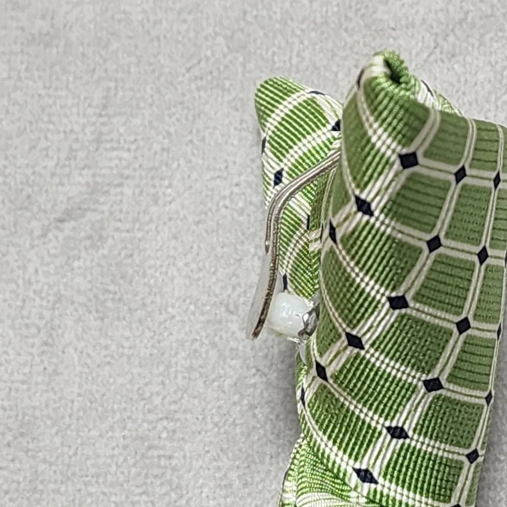 CHAPS Boy's Clip On‎ Pre-Tied Silk Tie Green White Square Black Diamond Pattern